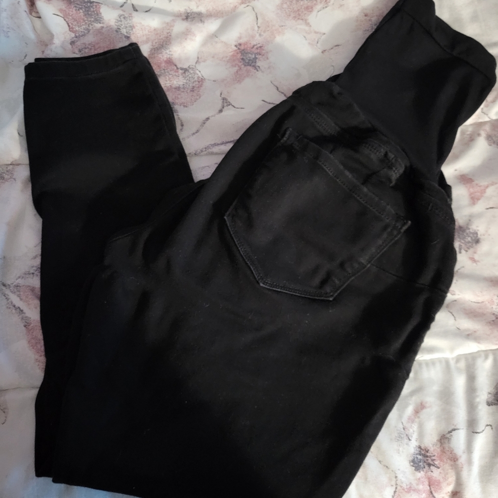 Black maternity jeans